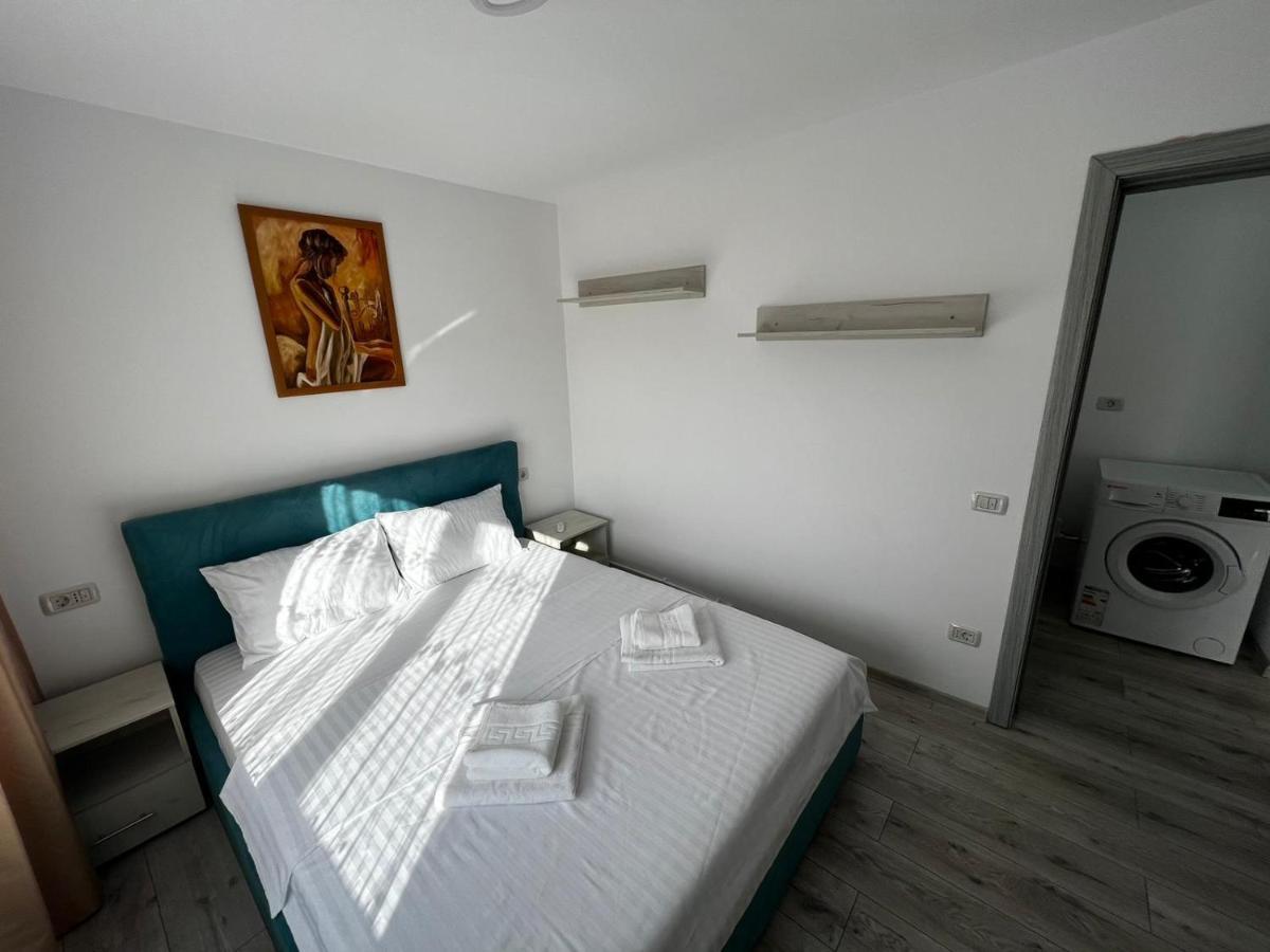 Cozy Urban Accommodation In Beautiful Suceava Exterior foto